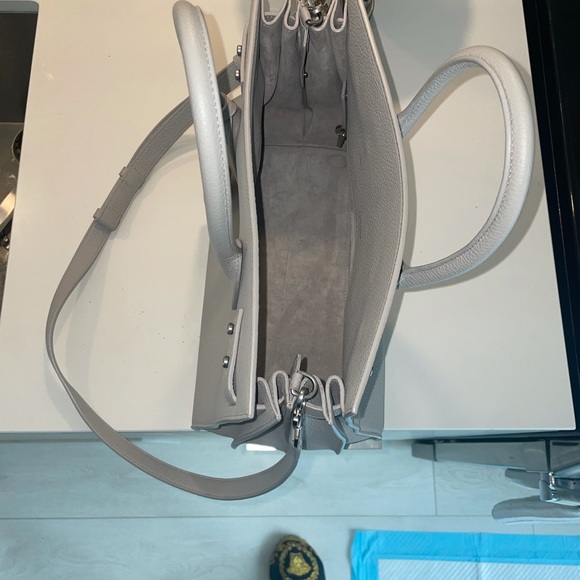 COPY - Saint Laurent sac de jour large - Picture 3 of 9